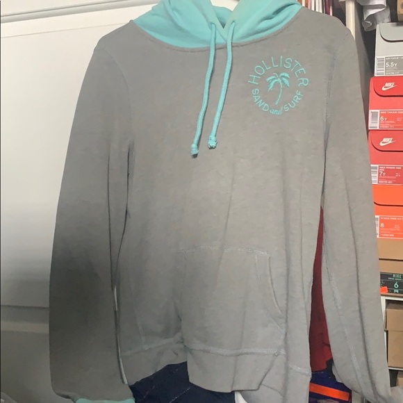 HOLLISTER HOODIE - Picture 1 of 3